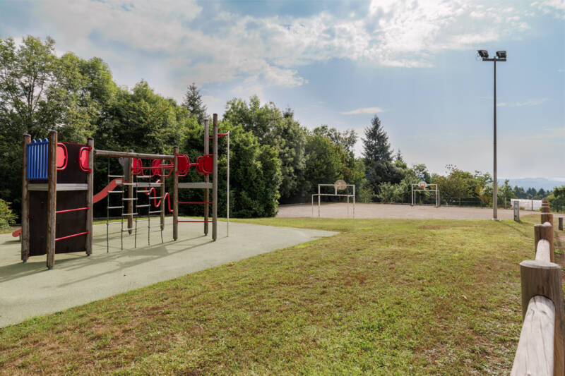 Terrain multisports Croix de Bar 