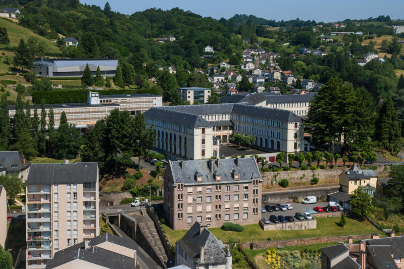 16 Lyc&eacute;e Edmond Perrier